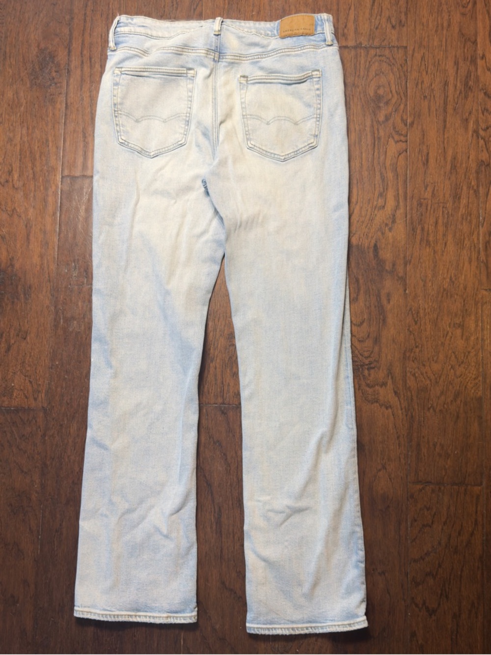 Light Wash Men's Jeans - Classic Straight Leg